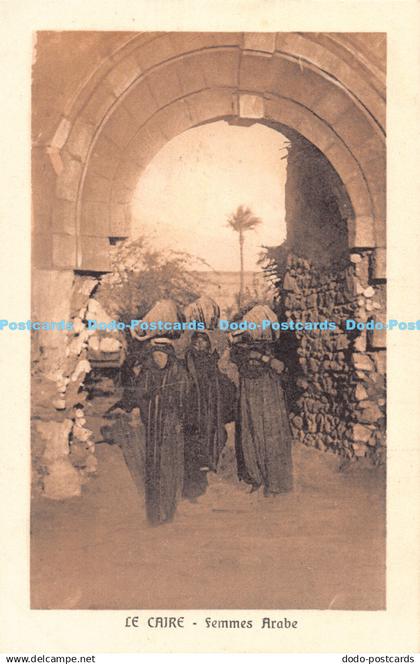 R179627 La Caire. Femmes Arabe