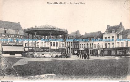 R281324 Merville Nord La Grand Place A Thiriat A Drieux