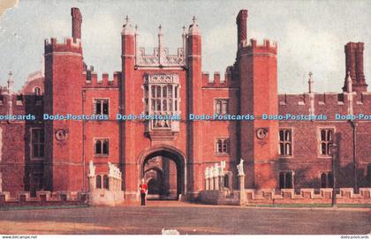 R350552 Hampton Court Salmon