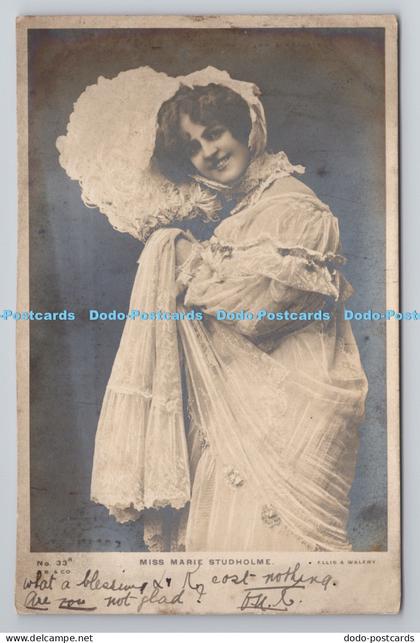 R802963 Miss Marie Studholme J Beagles London Ellis and Walery PM Redditch