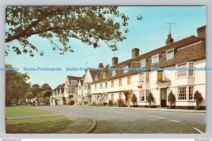 R811228 Winchelsea. The New Inn. Printed in Great Britain