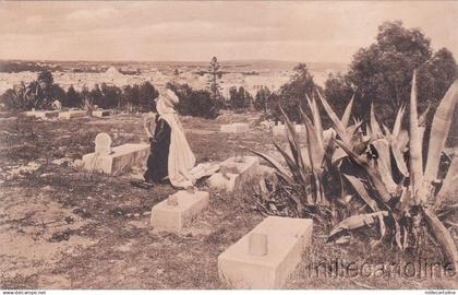 * TUNISIA - Tunis - La prière
