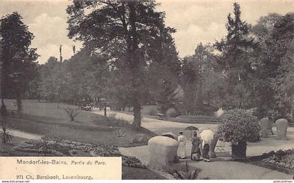 Luxembourg - MONDORF LES BAINS - Partie du parc - Ed. Ch. Bernhoeft 271
