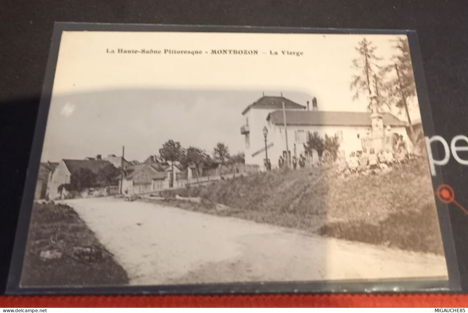 MONTBOZON  *- la vierge