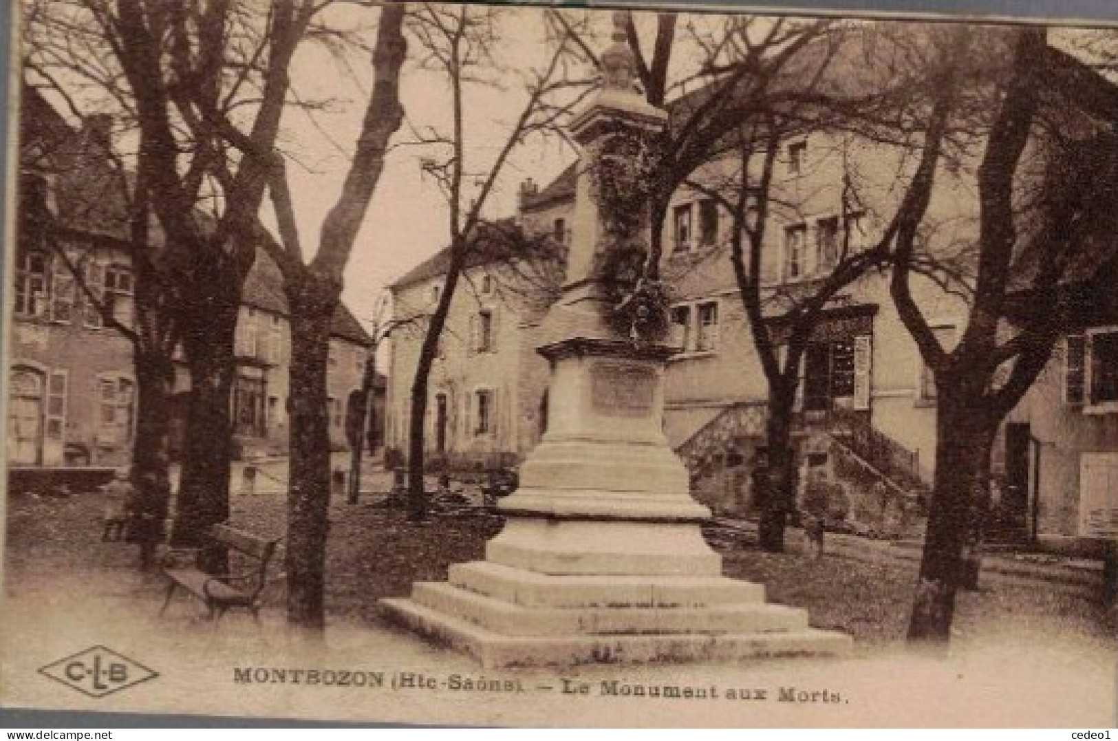 MONTBOZON  LE MONUMENT AUX MORTS