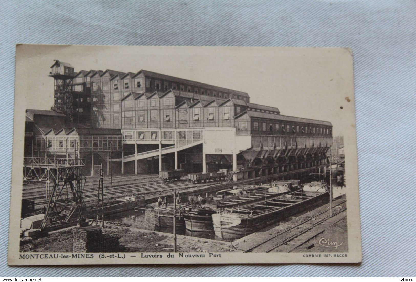 Montceau les Mines, lavoirs du nouveau port, Saône et Loire 71