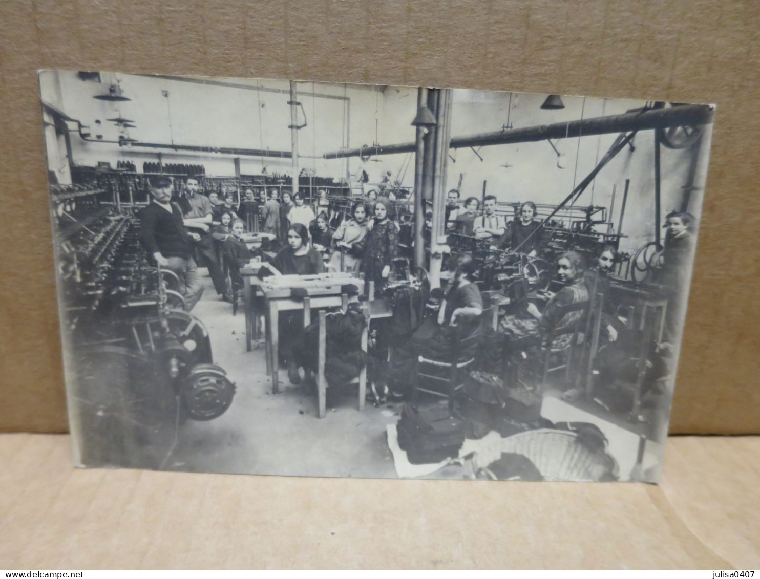 MONTCEAU LES MINES MONTCHANIN (71) carte photo intérieur d'usine confection gros plan