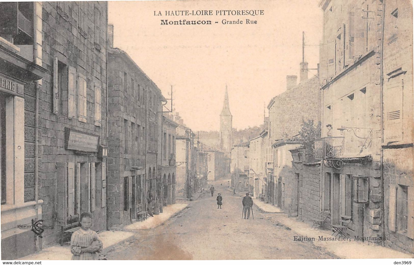 MONTFAUCON-en-VELAY (Haute-Loire) - Grande Rue