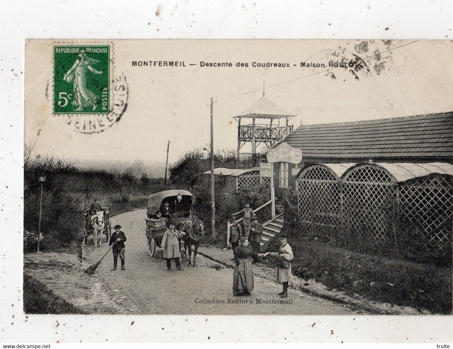 MONTFERMEIL DESCENTE DES COUDREAUX MAISON ROBLOT (FACTEUR DISTRIBUANT DU COURRIER)