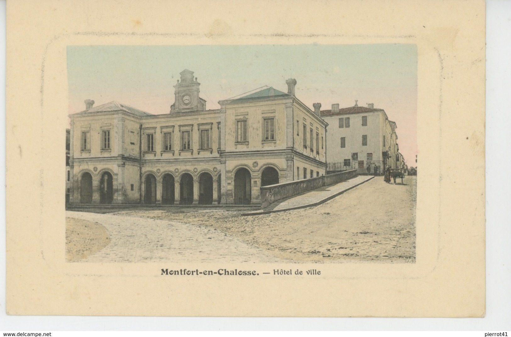 MONTFORT EN CHALOSSE - Hôtel de Ville