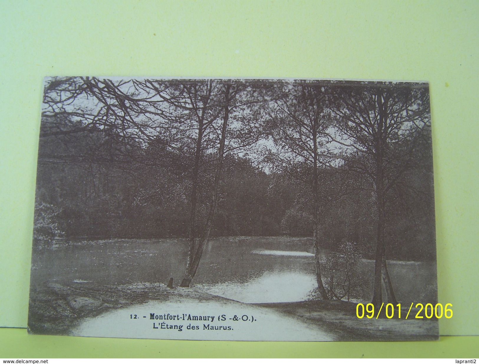 MONTFORT-L'AMAURY (YVELINES) L'ETANG DES MAURUS.