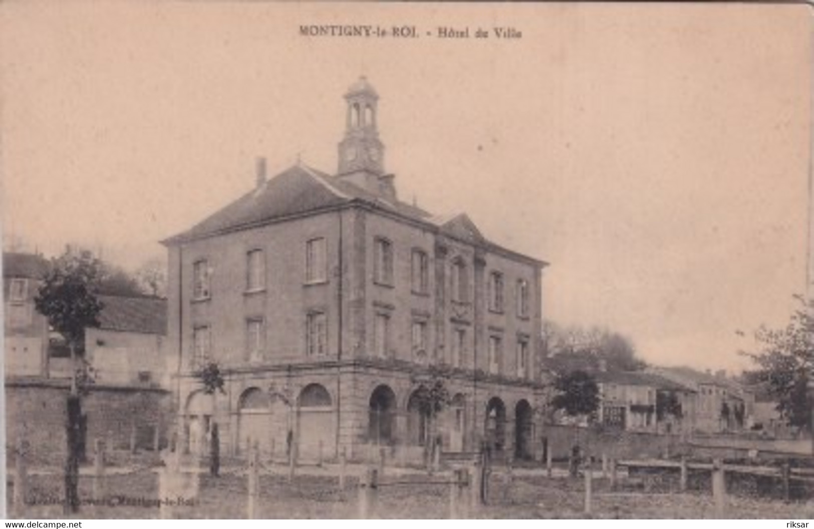 MONTIGNY LE ROI