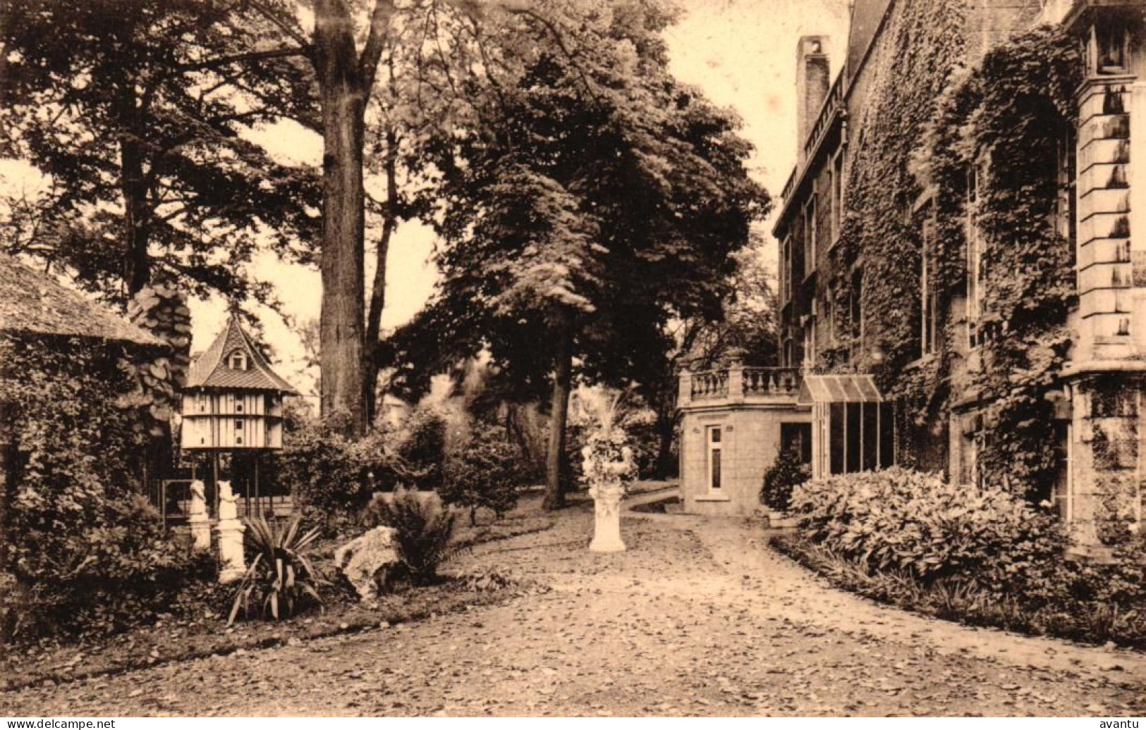 MONTIGNY LE TILLEUL / LE CHATEAU