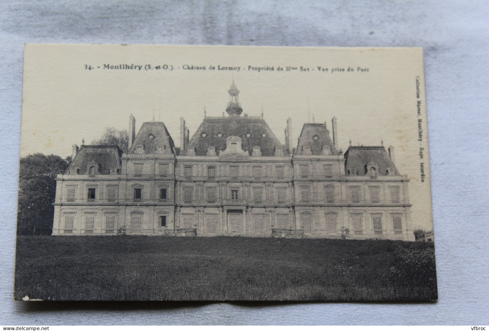 Montlhery, château de Lormoy, vue prise du parc, Essonne 91