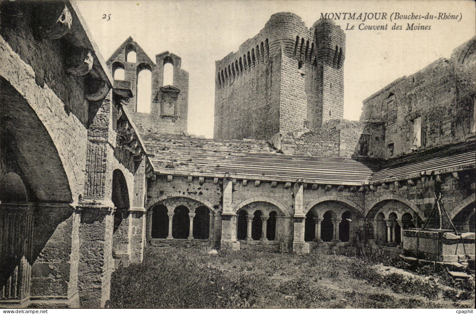 Montmajour - Le Couvent des Moines - CPA