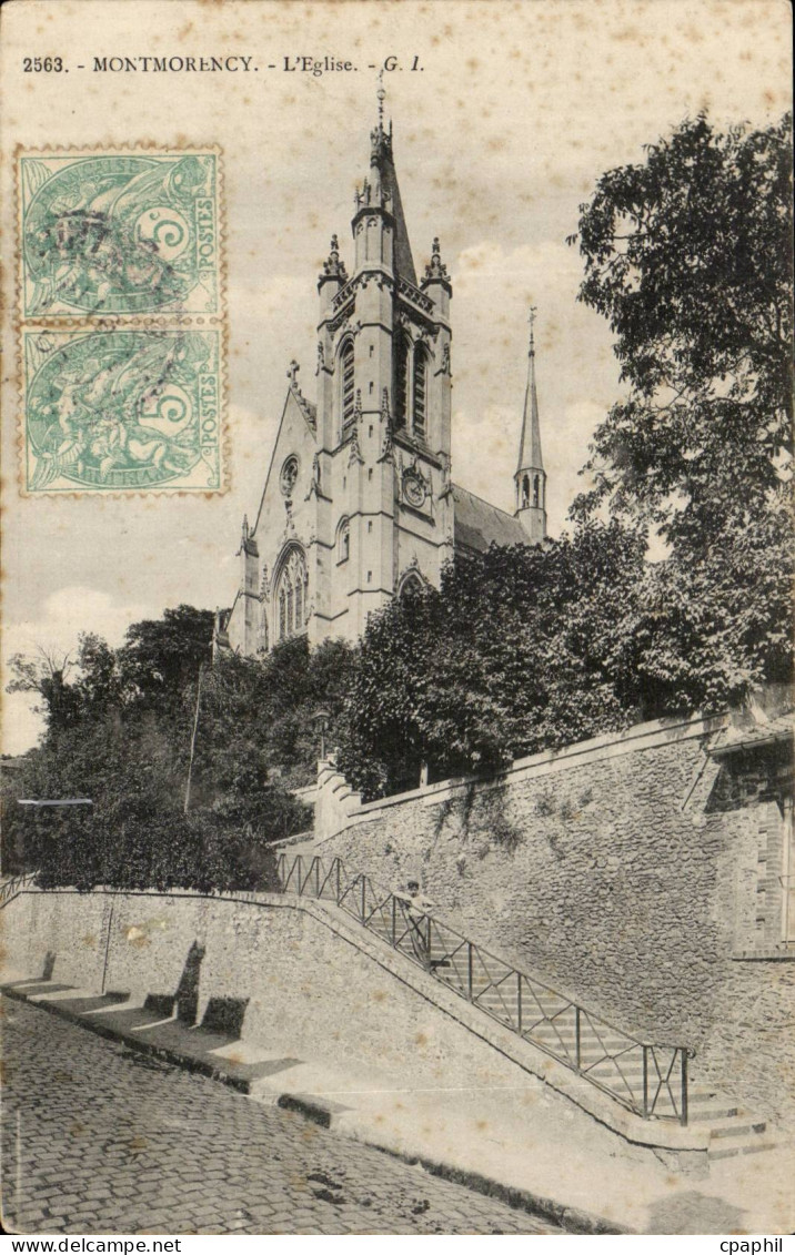 Montmorency CPA L'eglise