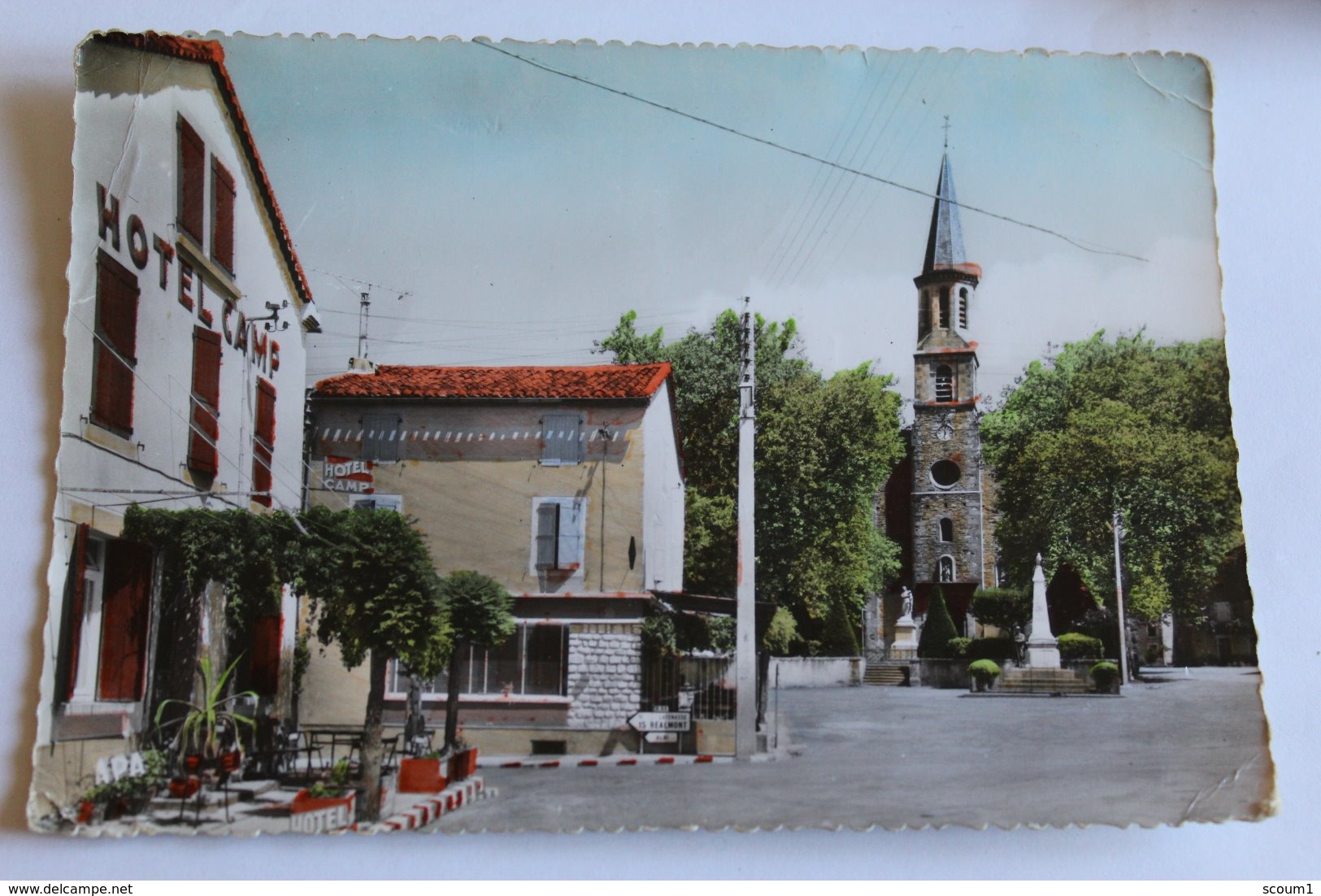 montredon labessonie - place de l'église - 1963