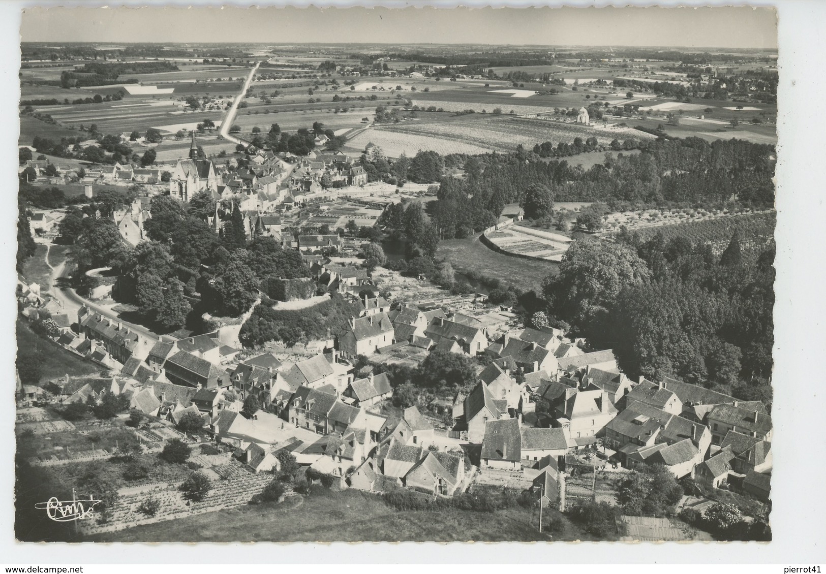 MONTRÉSOR - Vue générale aérienne