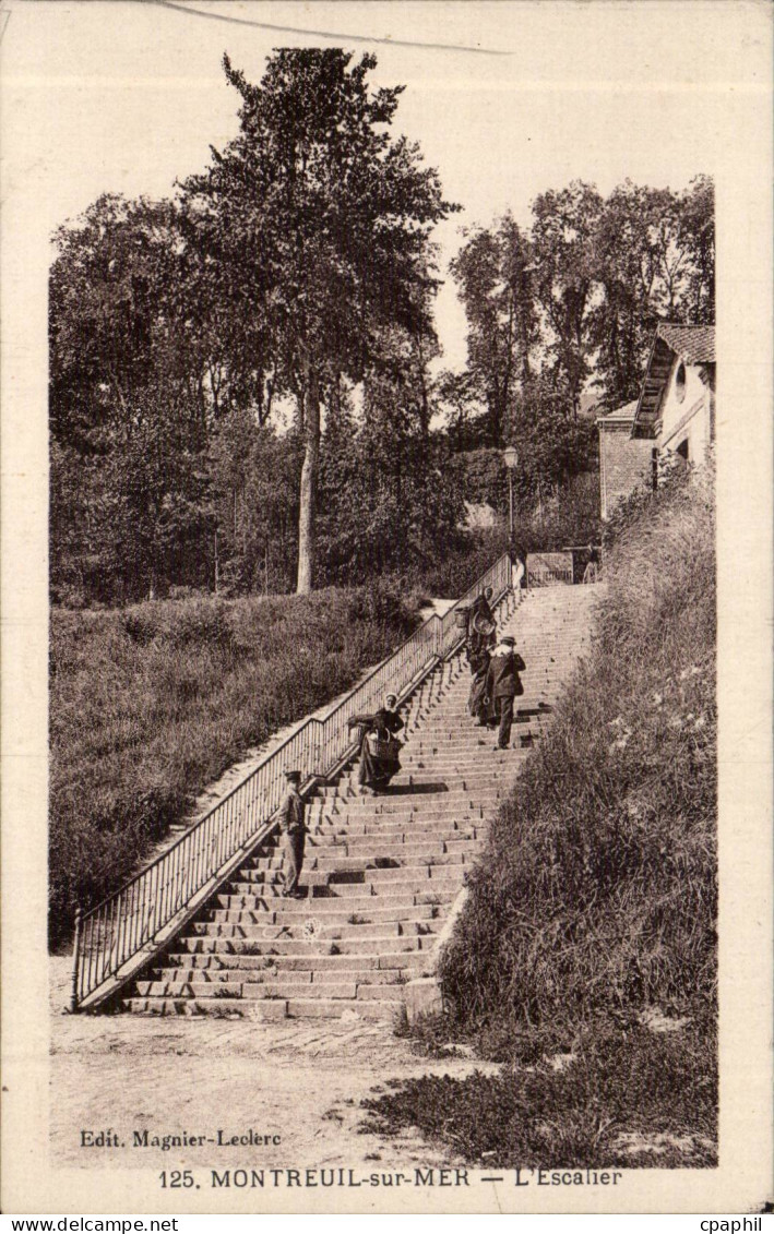 Montreuil sur Mer - L'Escalier CPA