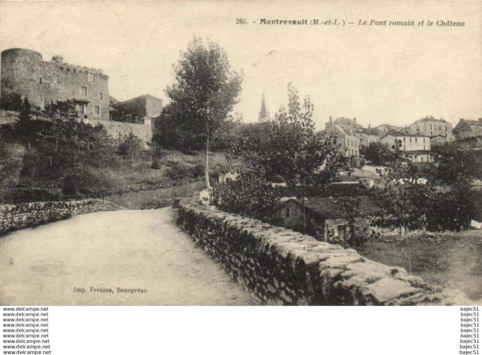 Montrevault
