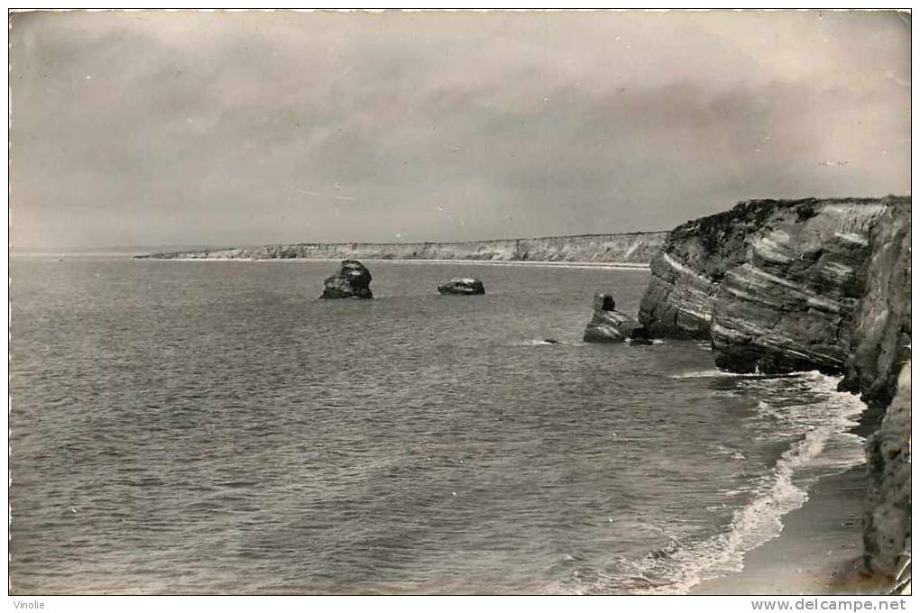 Morbihan : réf : A 11: 892  :  Pénestin