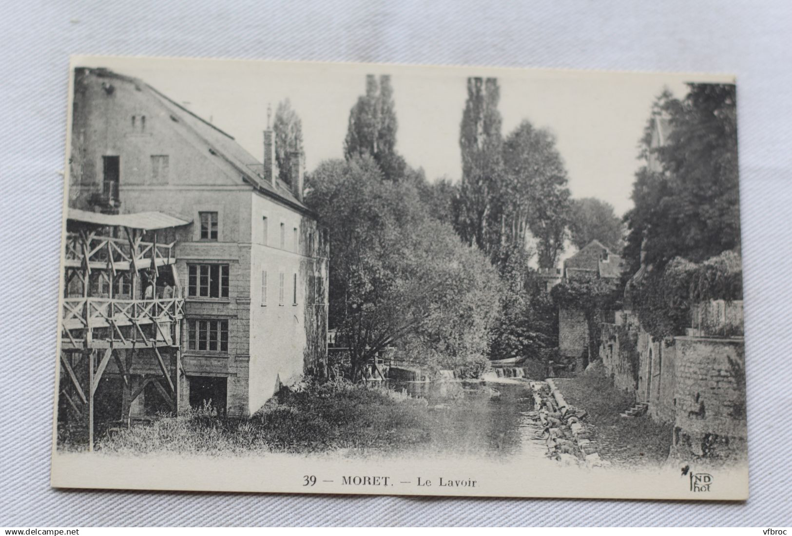 Moret, le lavoir, Seine et Marne 77