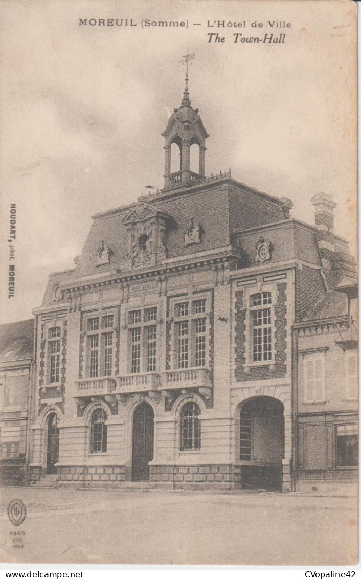 MOREUIL (80) L'Hôtel de Ville (Mairie) en 1916