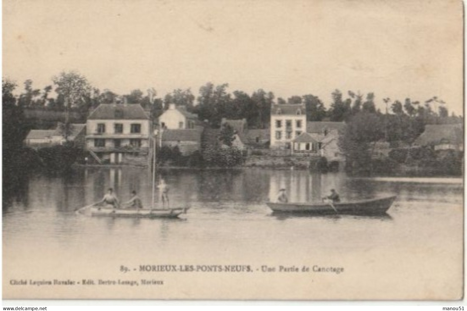 MORIEUX ES PONTS NEUFS  Une partie de canotage