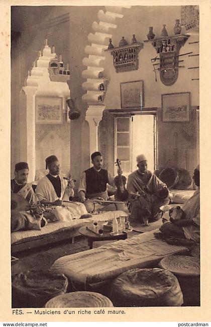 Maroc - FEZ Fès - Musiciens d'un riche café maure - Ed. Mars