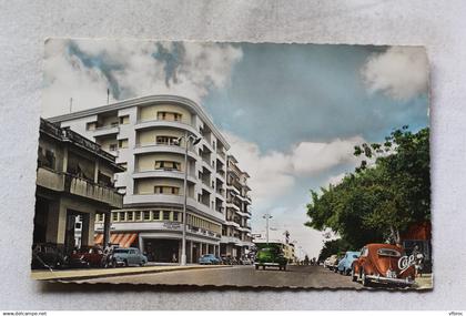 Cpsm 1956, Meknes, la rue Mezergues, Maroc, (coccinelle)