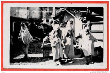 CPA Tarjeta Postal MAROC - TETOUAN Tipos de niños moros ° foto Cuadrado