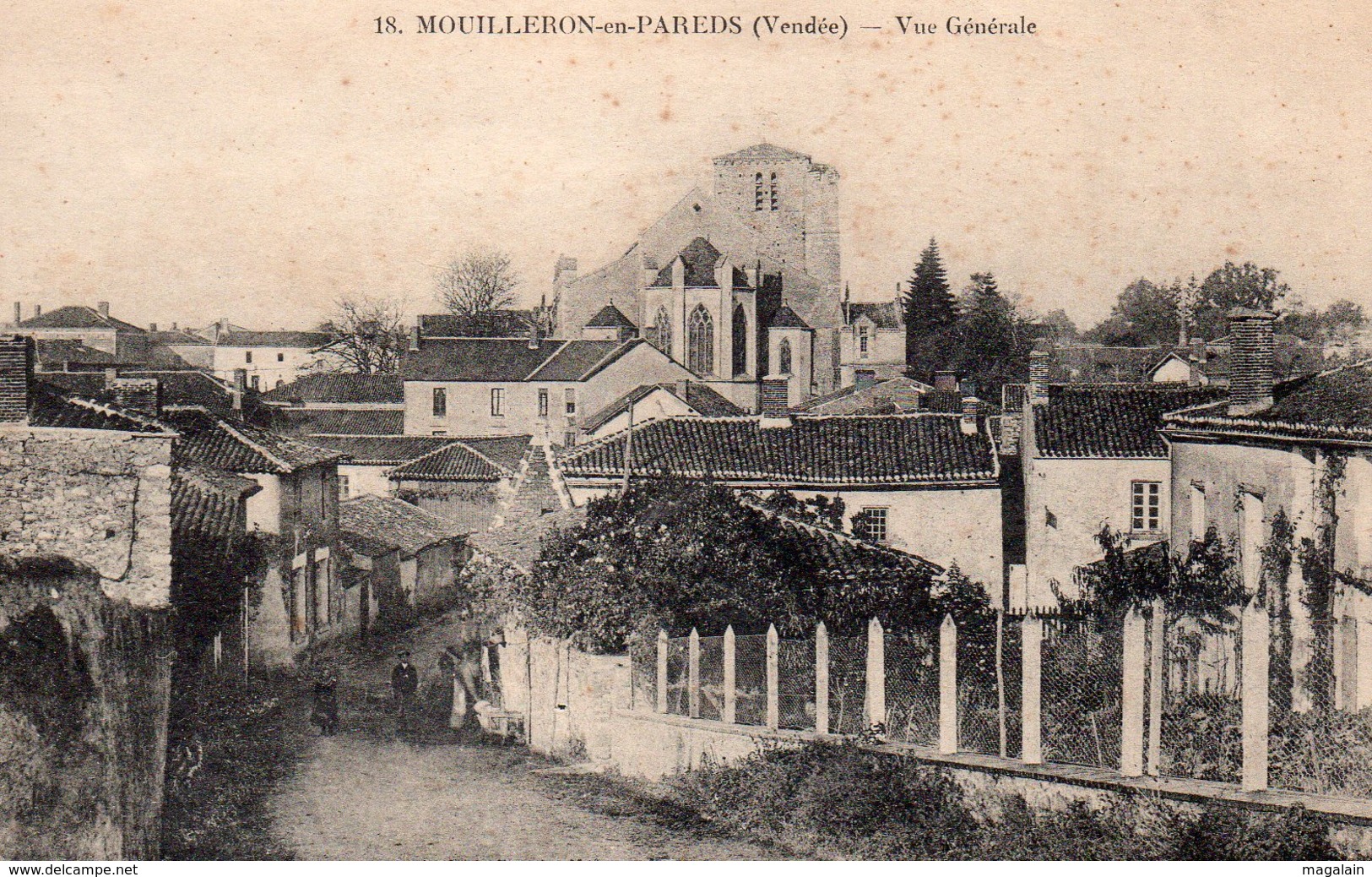Mouilleron en Pareds : vue générale