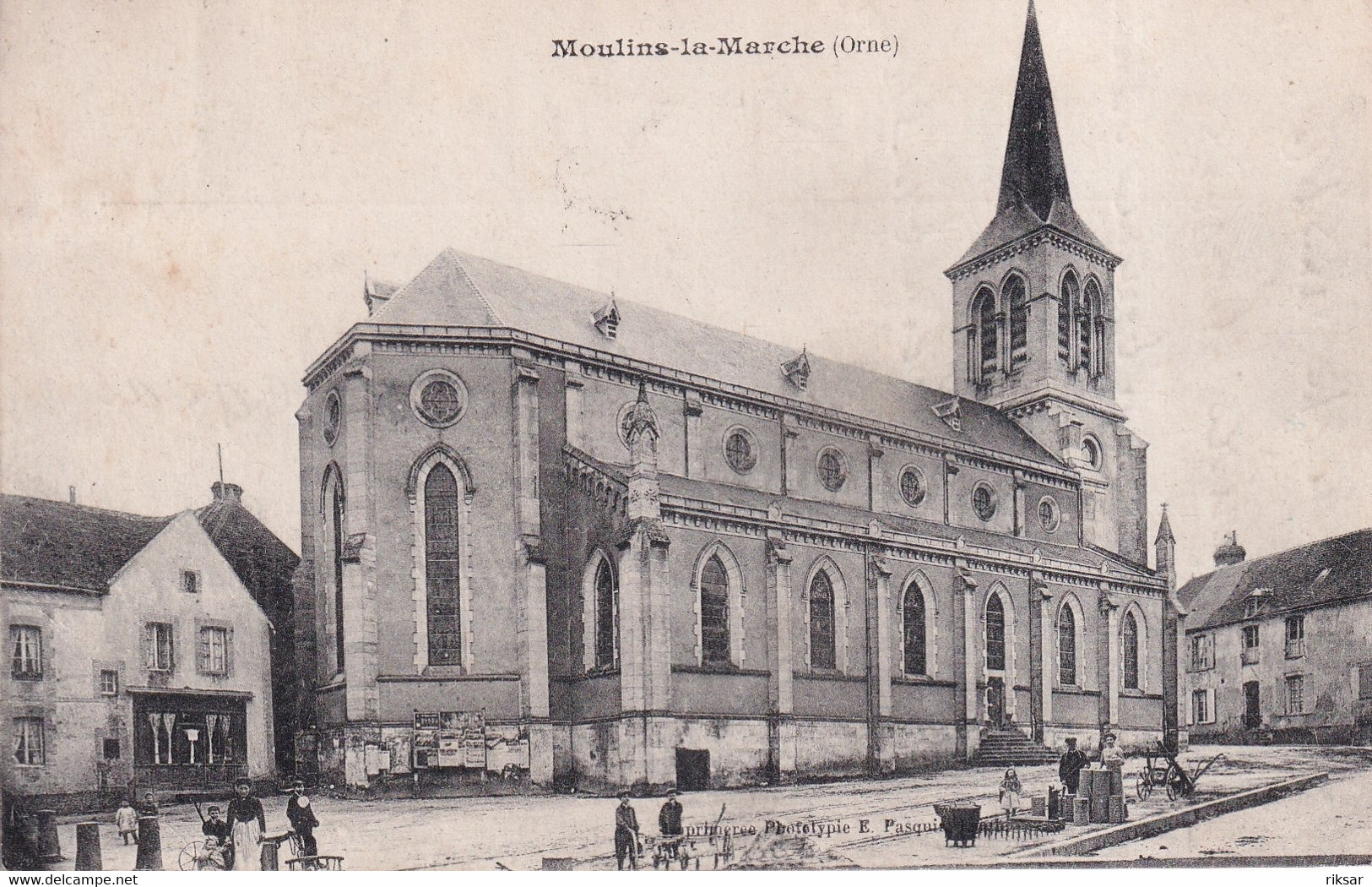 MOULINS LA MARCHE