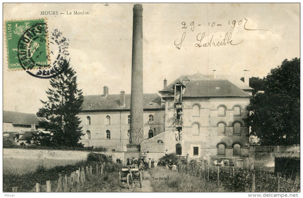 MOURS(VAL D OISE) MOULIN