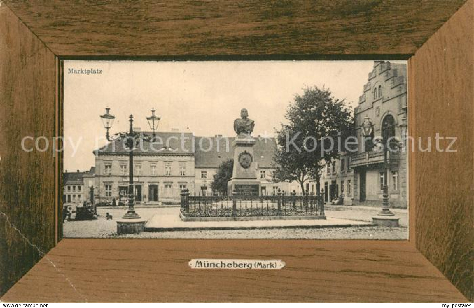 Muencheberg Marktplatz Denkmal Bueste Bilderrahmen