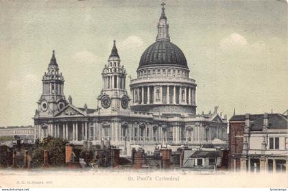 A030 England London St Paul's Cathedral vintage postcard