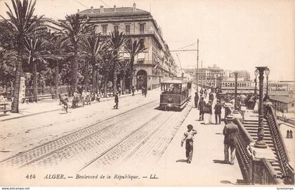 A614 Algeria Alger Algiers Boulevard de Republique Tram vintage postcard