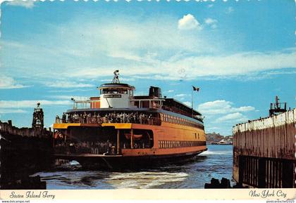 BC59933 bateaux ships Staten Island Ferry New York City