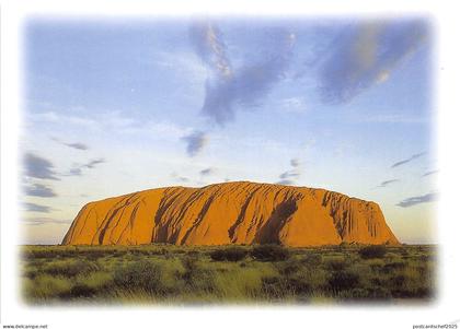 BG33750 ayers rock heiliger berg der aborigines die ihn uluru nennen   australia