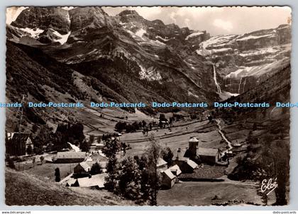 D331698 Gavarnie. Hautes Pyrenees. Le Cirque vu du Village de Gavarnie. L. Chata