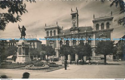 R011145 Valladolid Monumento al Conde Ansurez y Ayuntamiento