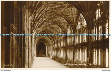 R022834 Gloucester Cathedral Gloucester Judges Ltd No 13188