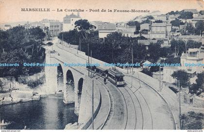 R255484 Marseille La Corniche Pont de la Fausse Monnaie