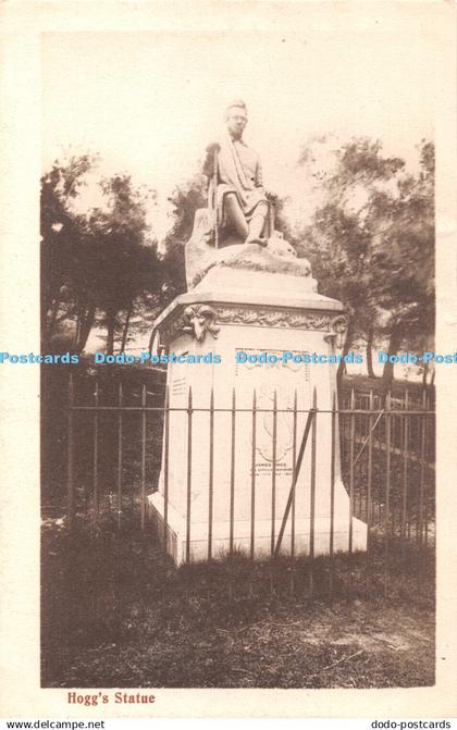 R342869 Hoggs Statue