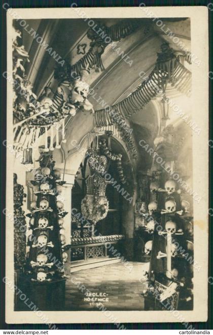 Repubblica Ceca Sedlec Kostnice Skeleton Teschio Foto PIEGA postcard QT5043