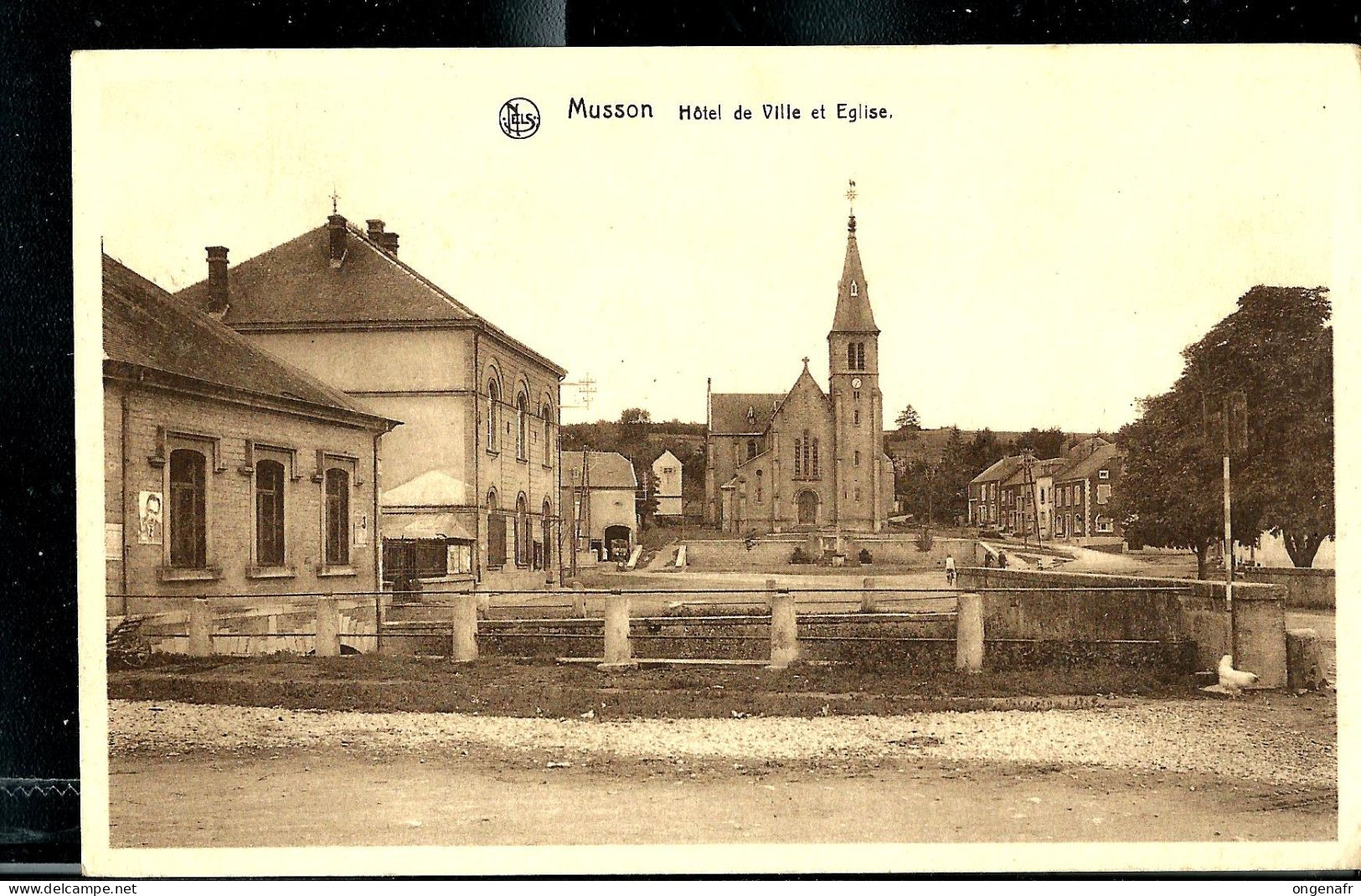 MUSSON: Hôtel de Ville et Eglise - neuve - Edit. Papeterie Moderne, Musson - Nels