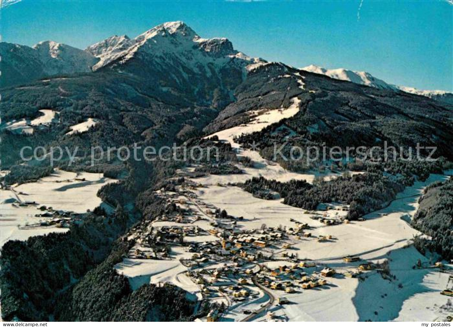 Mutters Tirol Fliegeraufnahme Mutterer Alm