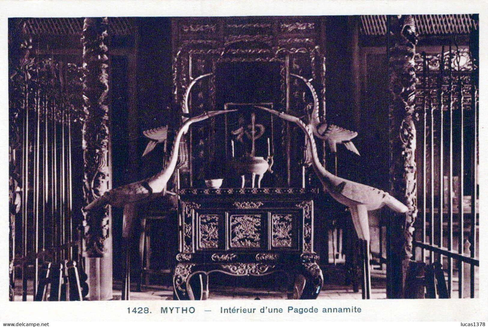 MYTHO / INTERIEUR PAGODE ANNAMITE