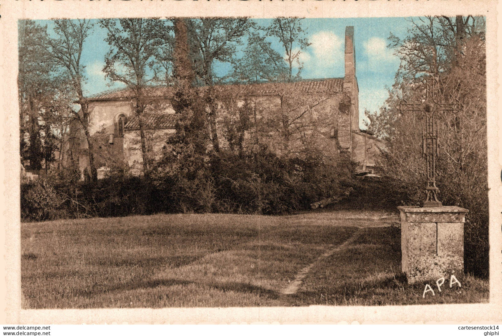 N°19297 Z -cpsm Montclar de Quercy -église de Ste Blaise-