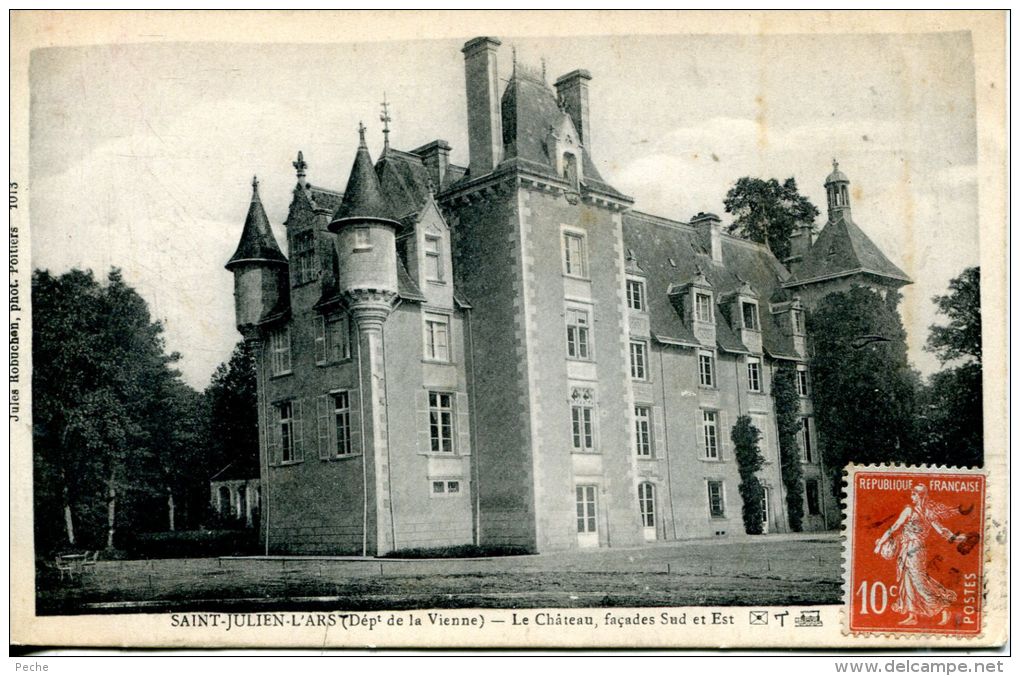 N°46081 -cpa Saint Julien l'Ars -le château-
